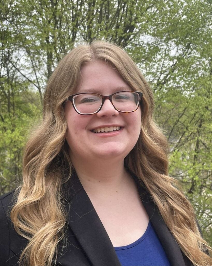Ali Hemcher headshot